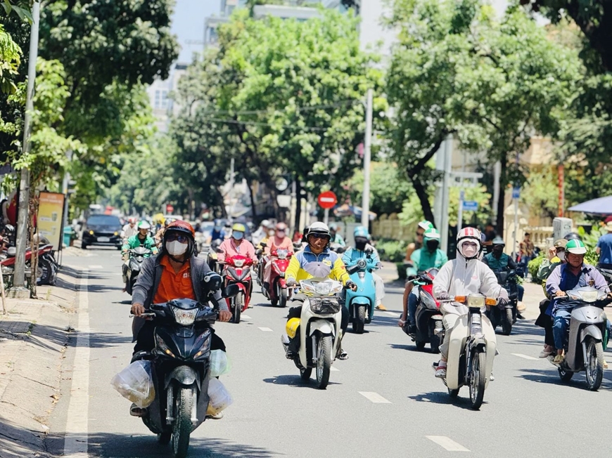 Thời tiết h&ocirc;m nay (25-6): Bắc Bộ tiếp tục nắng n&oacute;ng gay gắt