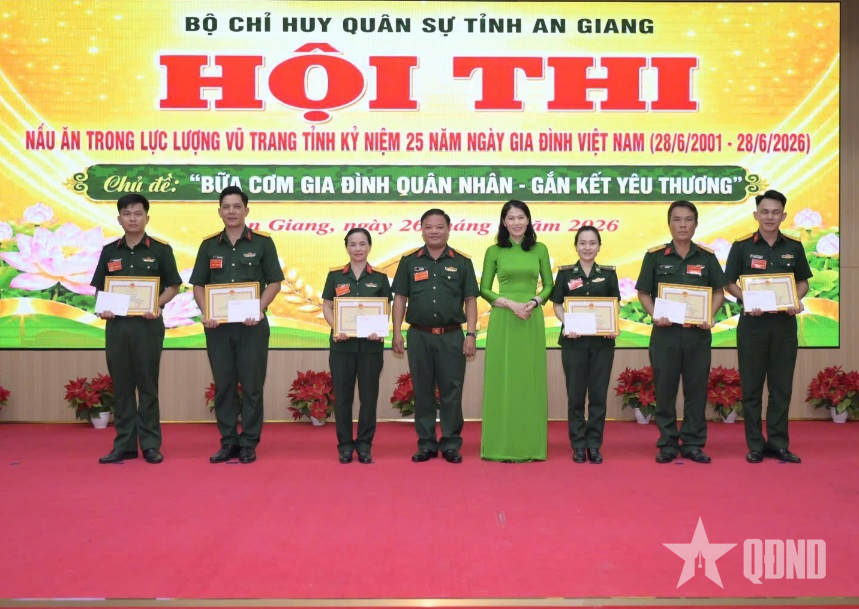 An Giang: Bữa cơm gia đình quân nhân - Gắn kết yêu thương
