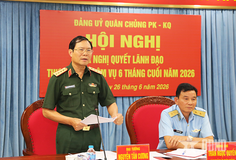 Đại tướng Nguyễn Tân Cương: Quản lý chặt chẽ vùng trời, không để bị động, bất ngờ trong mọi tình huống