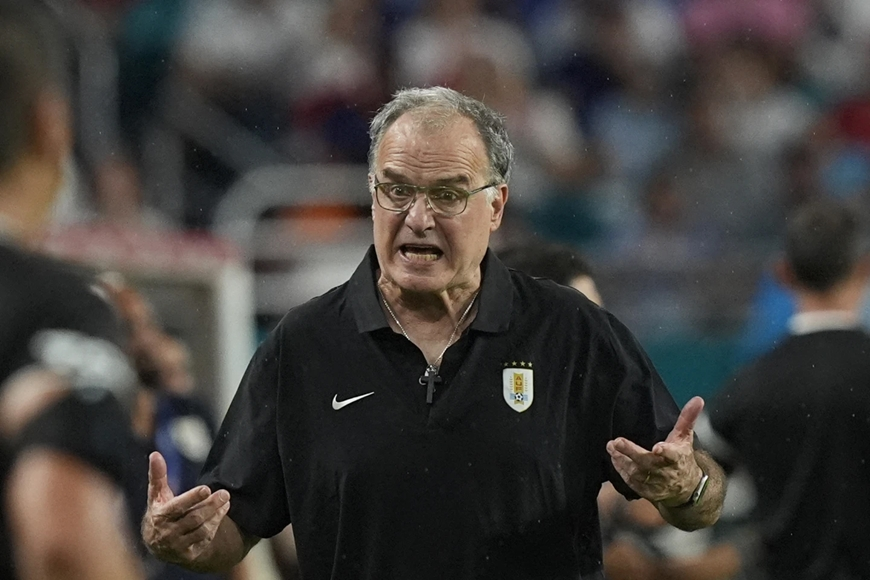 Uruguay kết thúc trong thảm bại và mâu thuẫn