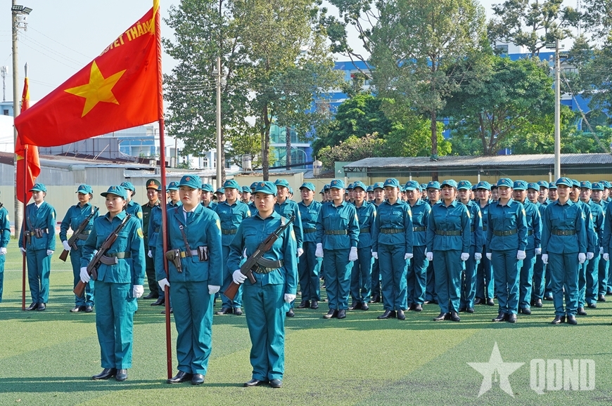 Ch&iacute;nh s&aacute;ch tinh giản với người nghỉ việc do tổ chức lại Ban CHQS x&atilde;