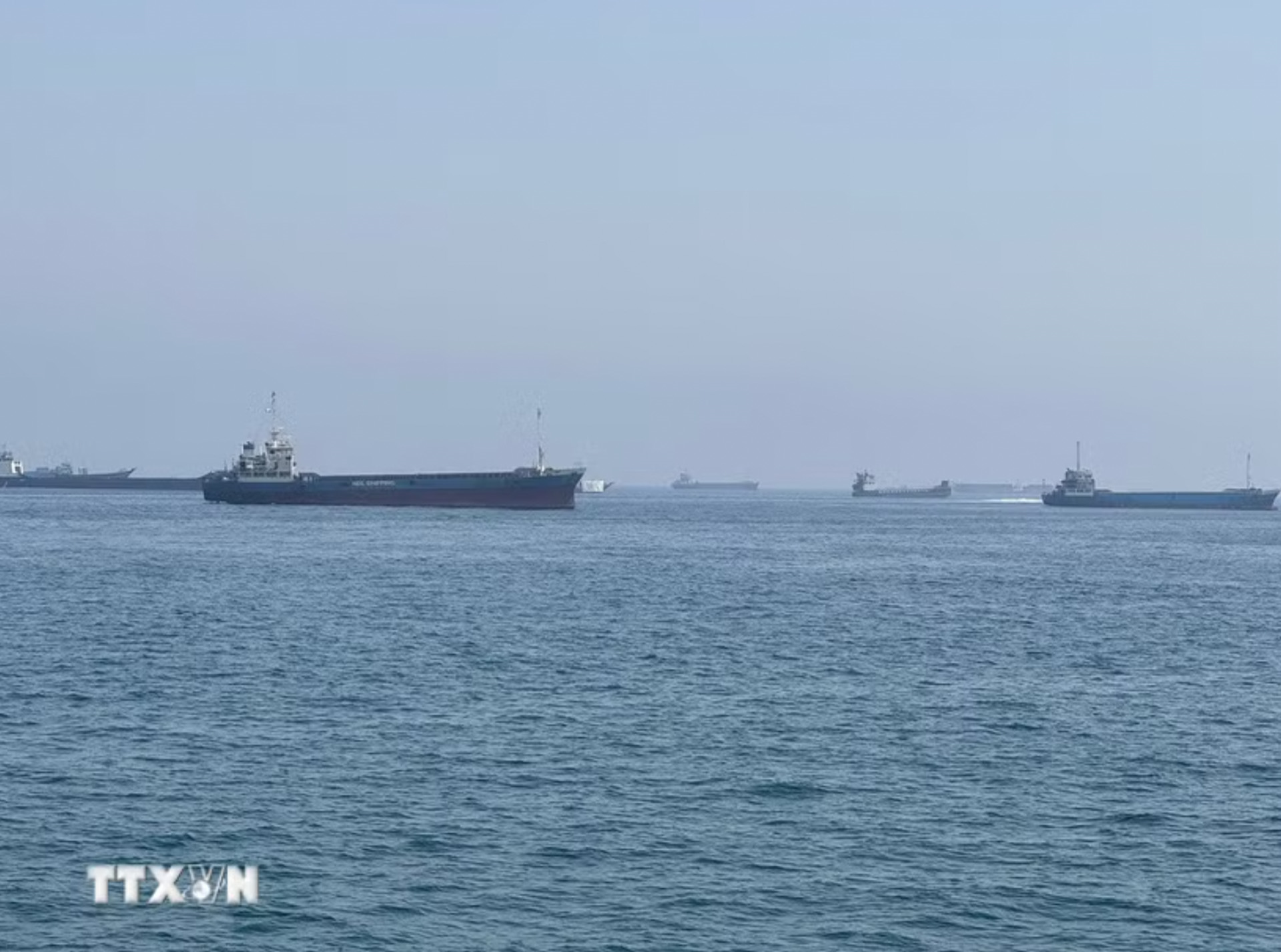 Xung đột tại Trung Đông: Iran bác cáo buộc vi phạm ngừng bắn, cảnh báo đáp trả nếu bị tấn công