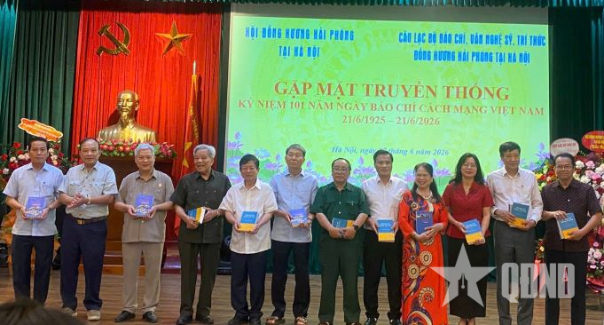 Gặp mặt báo chí, văn nghệ sĩ, trí thức đồng hương TP Hải Phòng tại Hà Nội