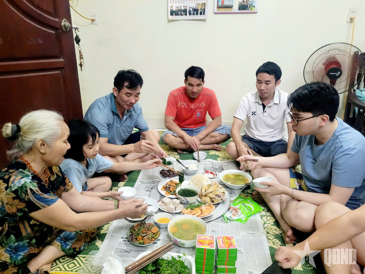Bữa cơm hạnh phúc “nêm” bằng sự quan tâm
