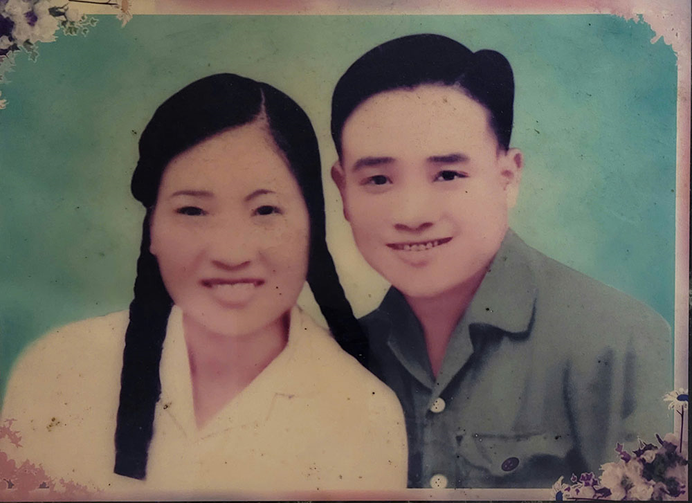 60 năm lưu giữ hình cha Bùi Hoàng Nam
