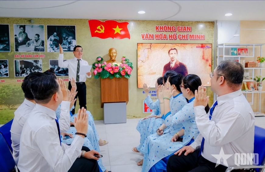 Từ cuộc ra đi lịch sử đến thành phố rạng rỡ tên Người-Bài 4: Ngời sáng bản sắc văn hóa Hồ Chí Minh