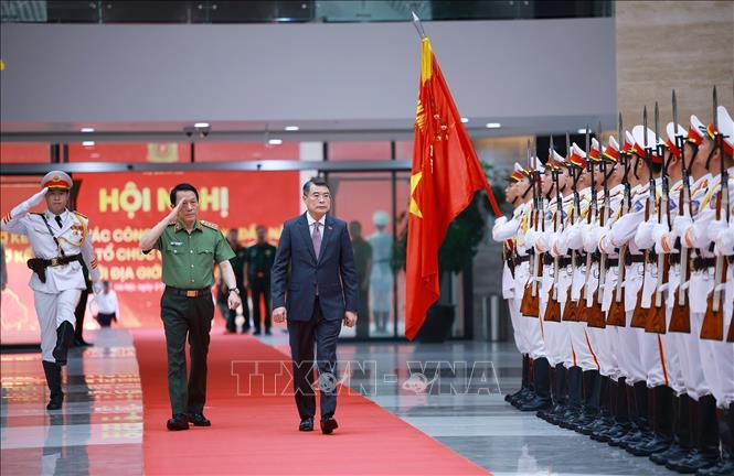 Thủ tướng Lê Minh Hưng: Cần gắn bảo đảm an ninh với mở rộng không gian phát triển đất nước