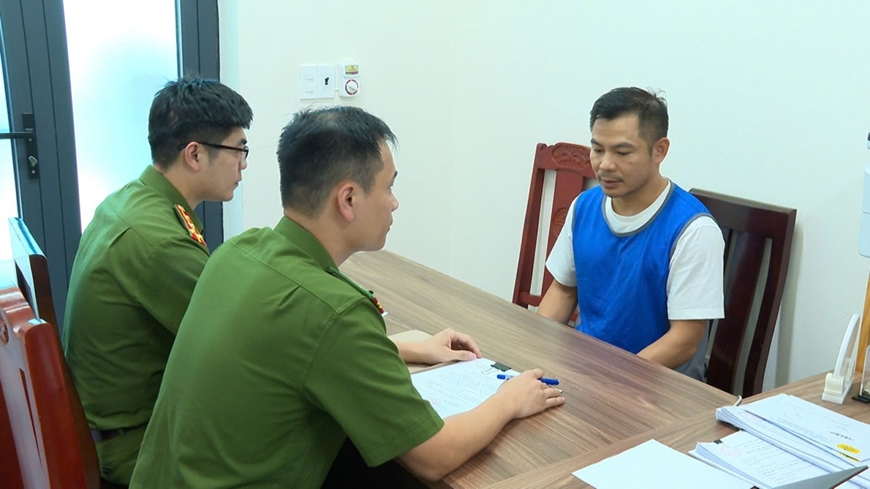 Thanh Hóa: Bóc gỡ đường dây buôn lậu hơn 28.000 viên kim cương