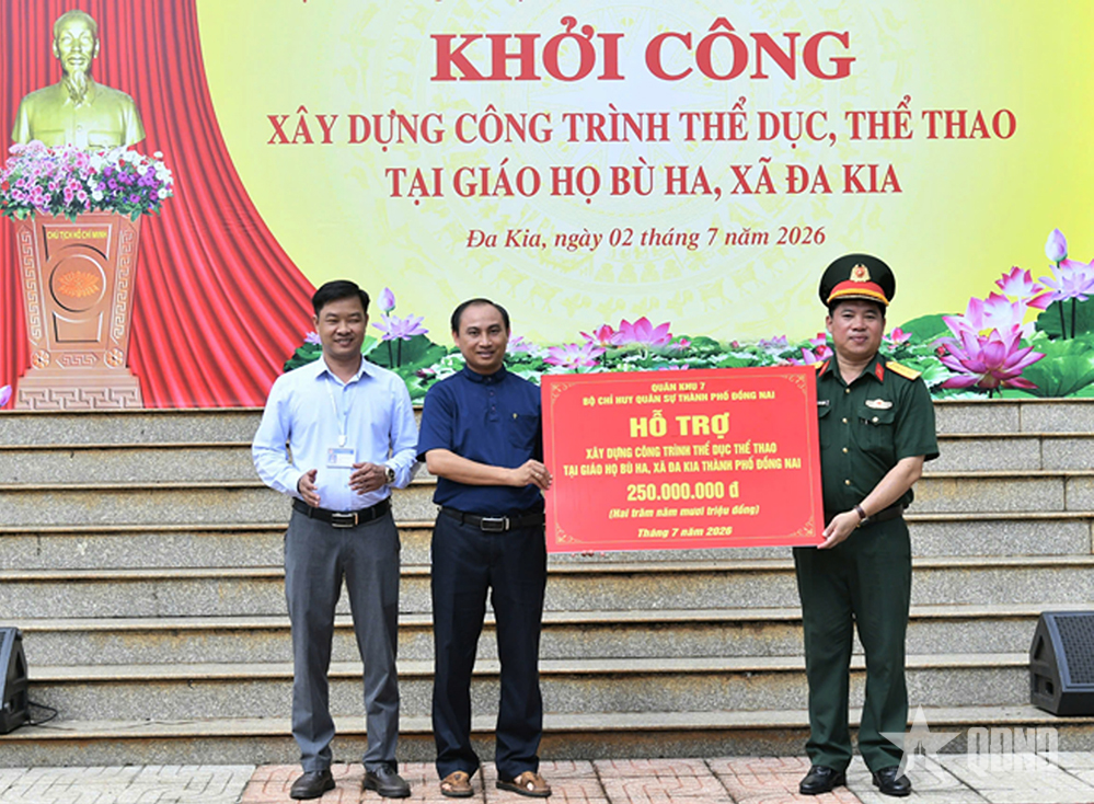 Bộ CHQS TP Đồng Nai xây công trình thể dục thể thao tặng đồng bào tôn giáo