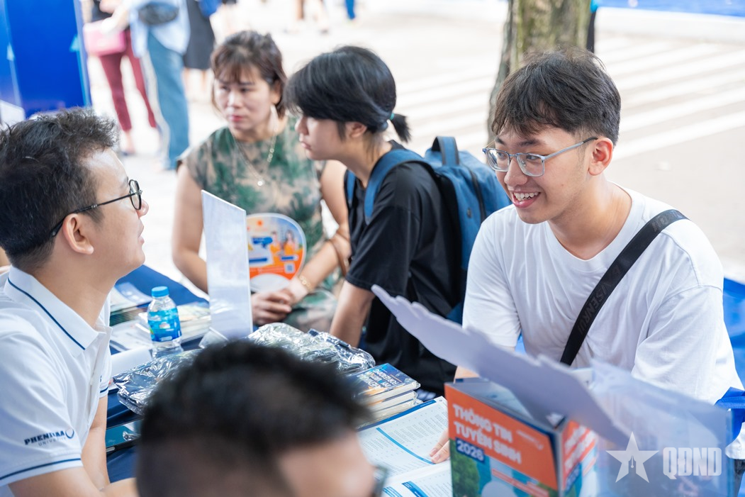 Dự báo điểm chuẩn đại học 2026 sẽ phân hóa mạnh theo từng tổ hợp xét tuyển