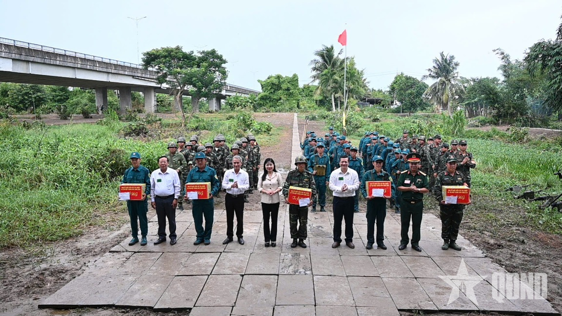 An Giang: Bế mạc diễn tập tác chiến xã Tân Hiệp trong khu vực phòng thủ năm 2026