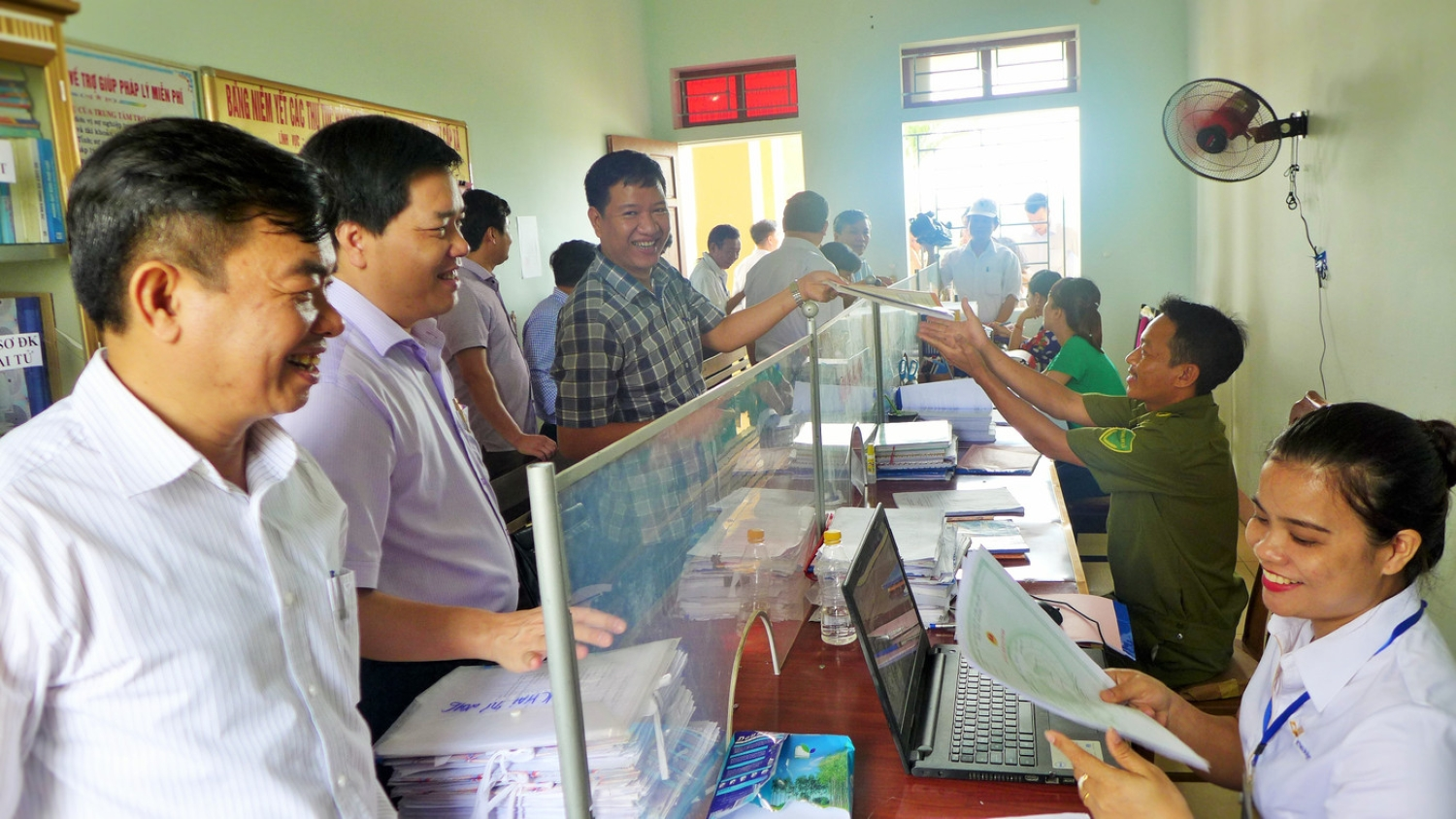 Biết nhiều việc, thạo một số việc