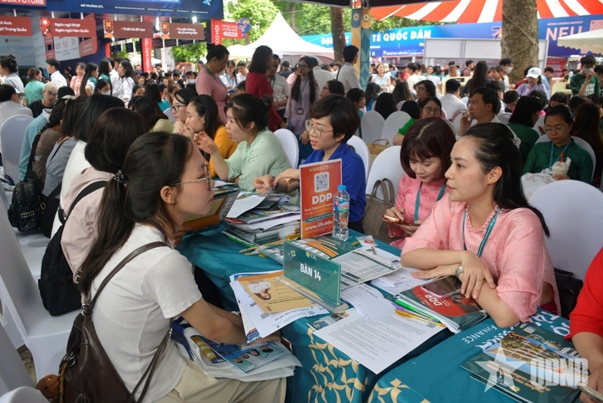 Đăng k&yacute; nguyện vọng đại học trong thời đại AI