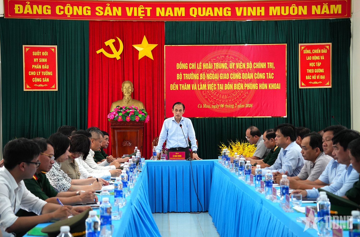 Đoàn công tác liên ngành Bộ Ngoại giao làm việc tại Cà Mau