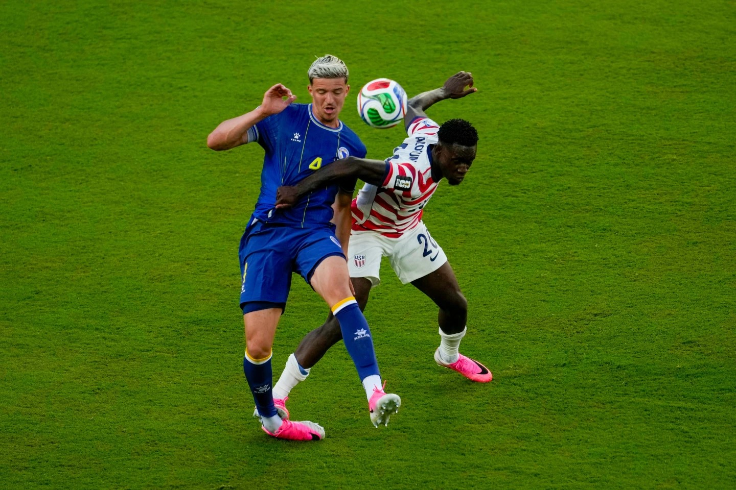 Quyết định gây sốc của FIFA