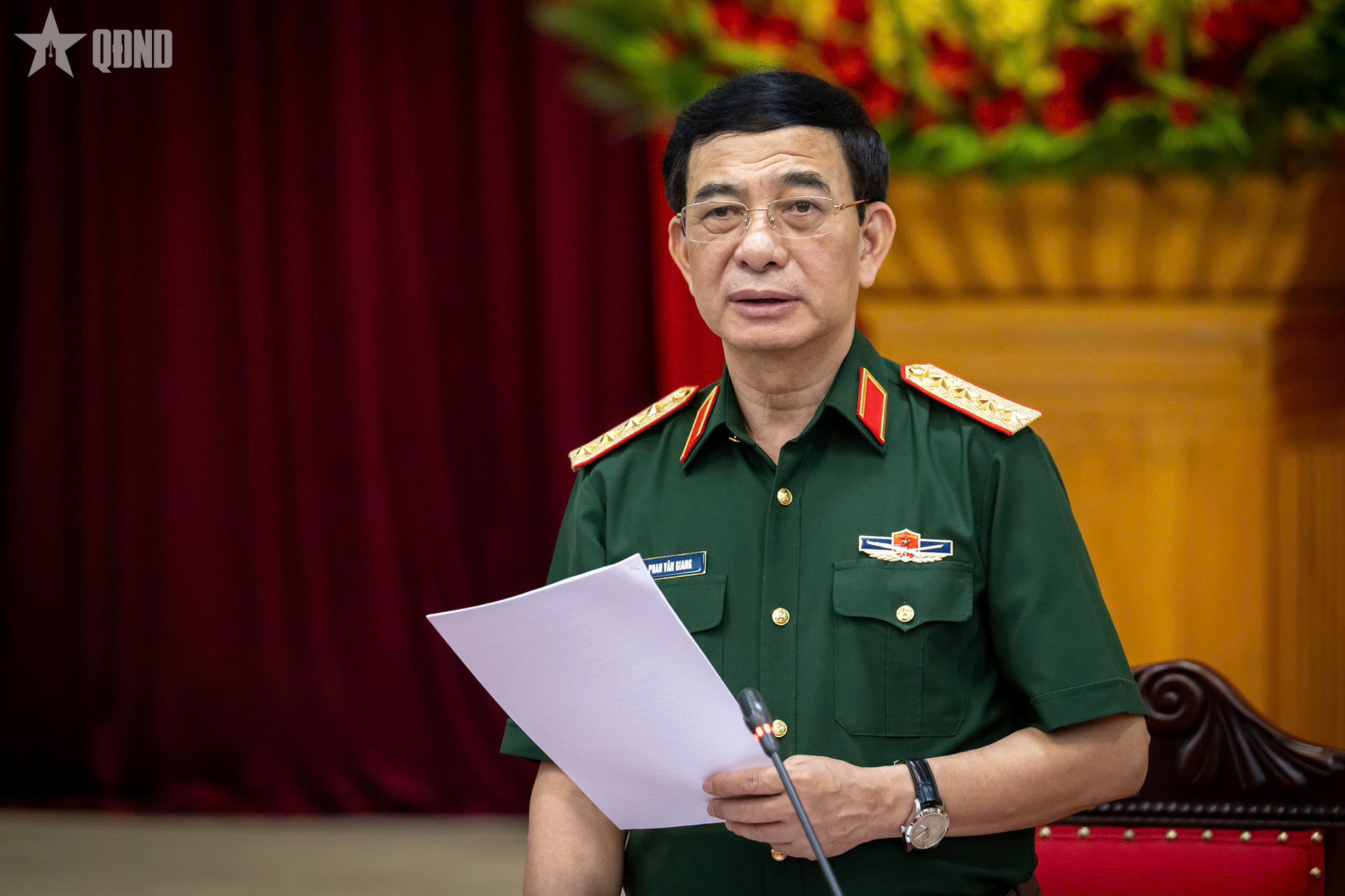 Đại tướng Phan Văn Giang làm việc với Ban Thường vụ Tỉnh ủy Nghệ An
