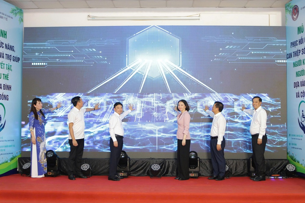 Hà Nội thí điểm triển khai mô hình chăm sóc người khuyết tật dựa vào cộng đồng