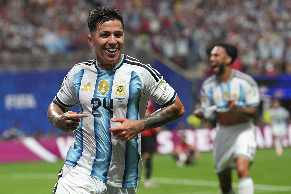 Video bàn thắng Argentina và Ai Cập: Ngược dòng ngoạn mục


