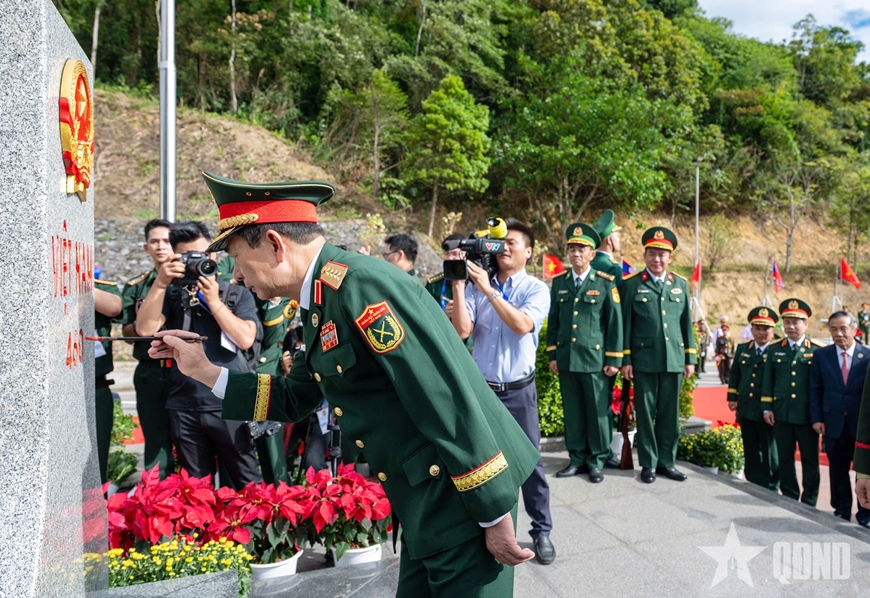 Giao lưu hữu nghị quốc phòng biên giới Việt Nam - Lào lần thứ 3 chính thức bắt đầu