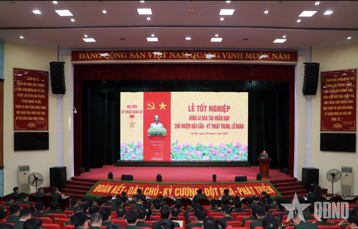 Học viện Kỹ thuật Quân sự: Tổ chức lễ tốt nghiệp cho học viên đào tạo ngắn hạn chủ nhiệm Hậu cần - Kỹ thuật trung, lữ đoàn
