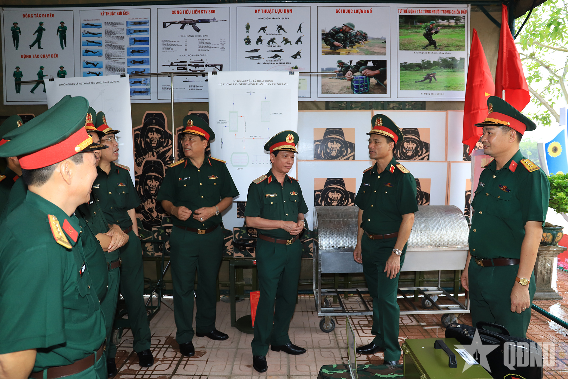 Hội thi “Doanh trại chính quy, xanh, sạch, đẹp’’