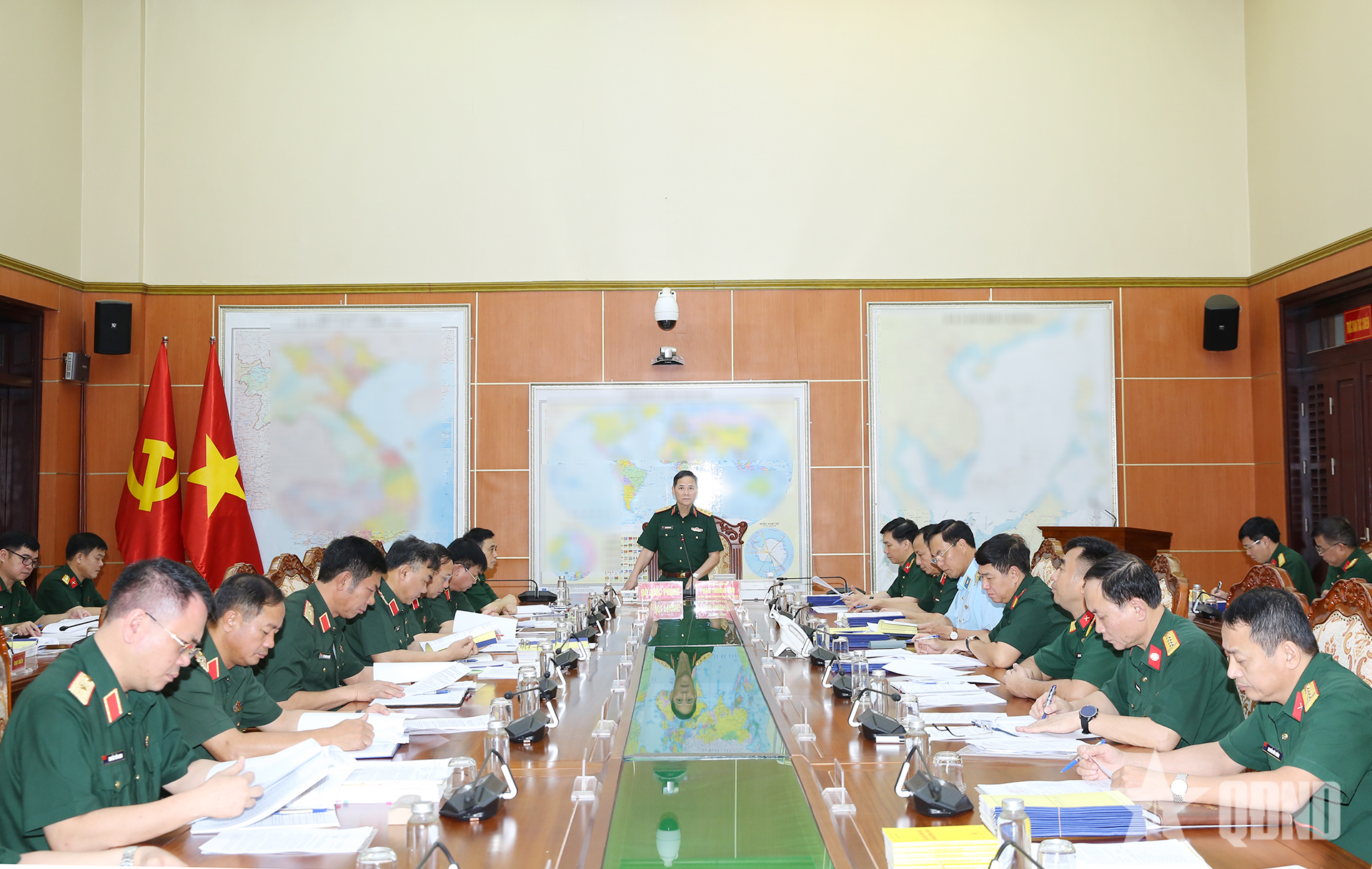 Bộ Quốc phòng thông qua điều lệnh tác chiến, điều lệnh chiến đấu