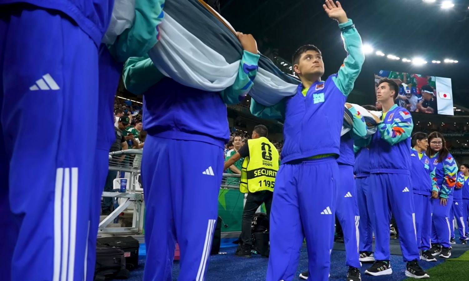 Muôn nẻo World Cup 2026: Những người hùng thầm lặng