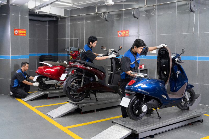 Chủ xe máy điện VinFast bất ngờ nhận quà chăm xe miễn phí trị giá tới 600.000 đồng