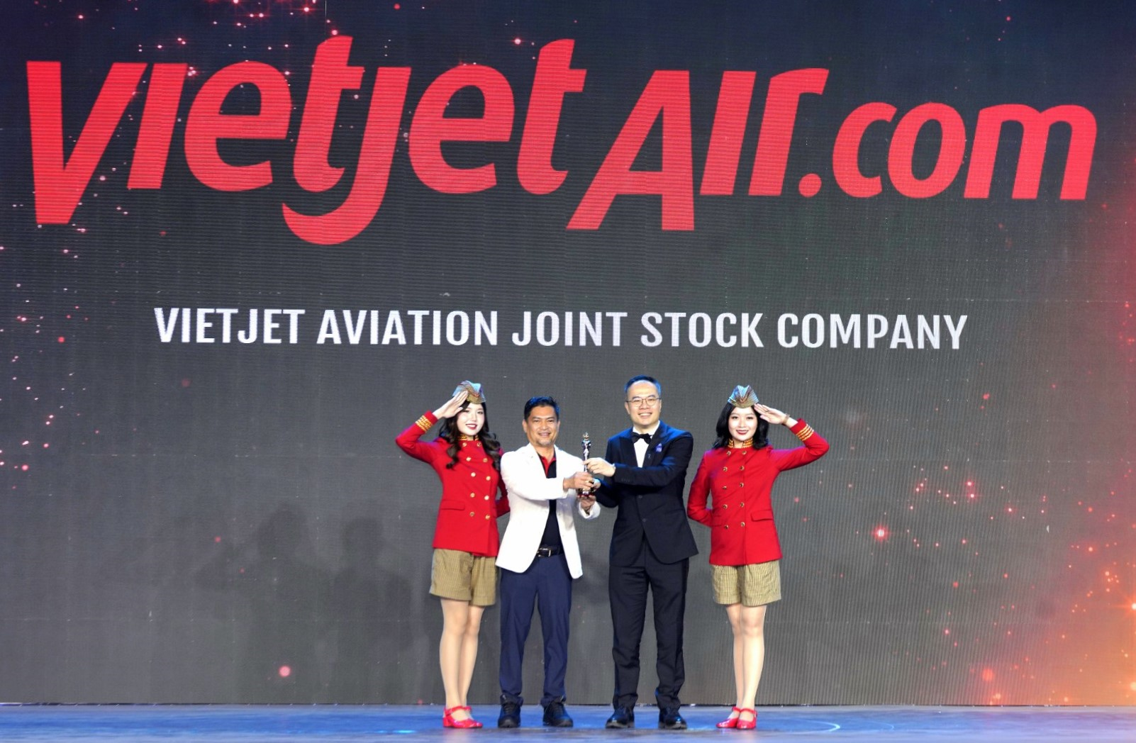 Vietjet ghi dấu ấn với lần thứ 6 liên tiếp được vinh danh “Nơi làm việc tốt nhất châu Á”