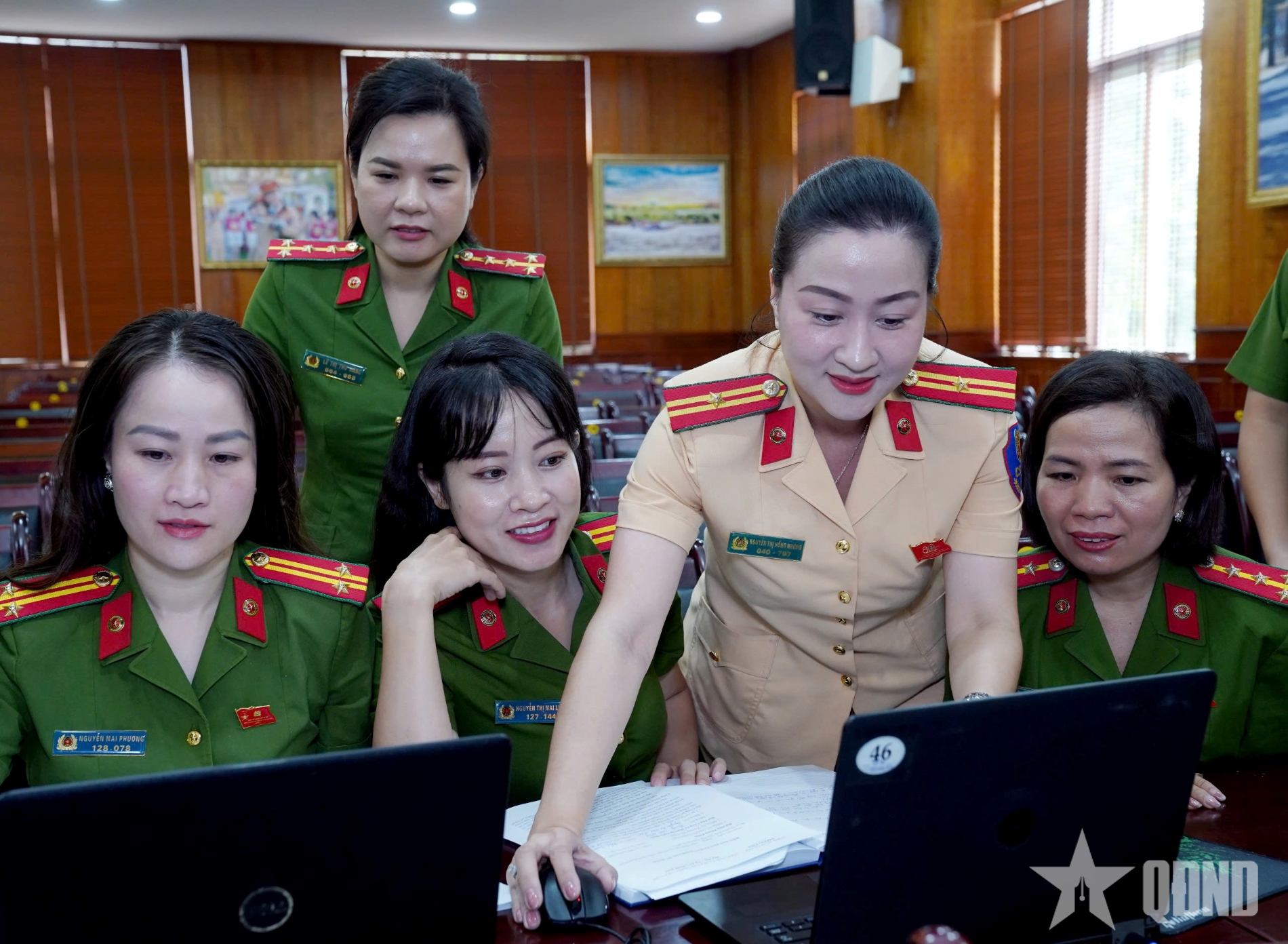 Hà Nội: Triển khai tiện ích tra cứu tiến độ cấp, đổi giấy phép lái xe 