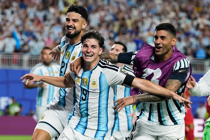 Video bàn thắng Argentina và Thụy Sĩ: Đẳng cấp nhà đương kim vô địch lên tiếng