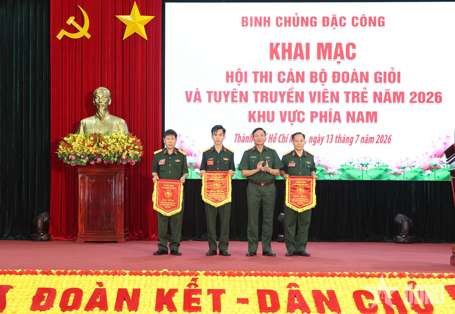 Binh chủng Đặc công khai mạc Hội thi cán bộ Đoàn giỏi, tuyên truyền viên trẻ khu vực phía Nam