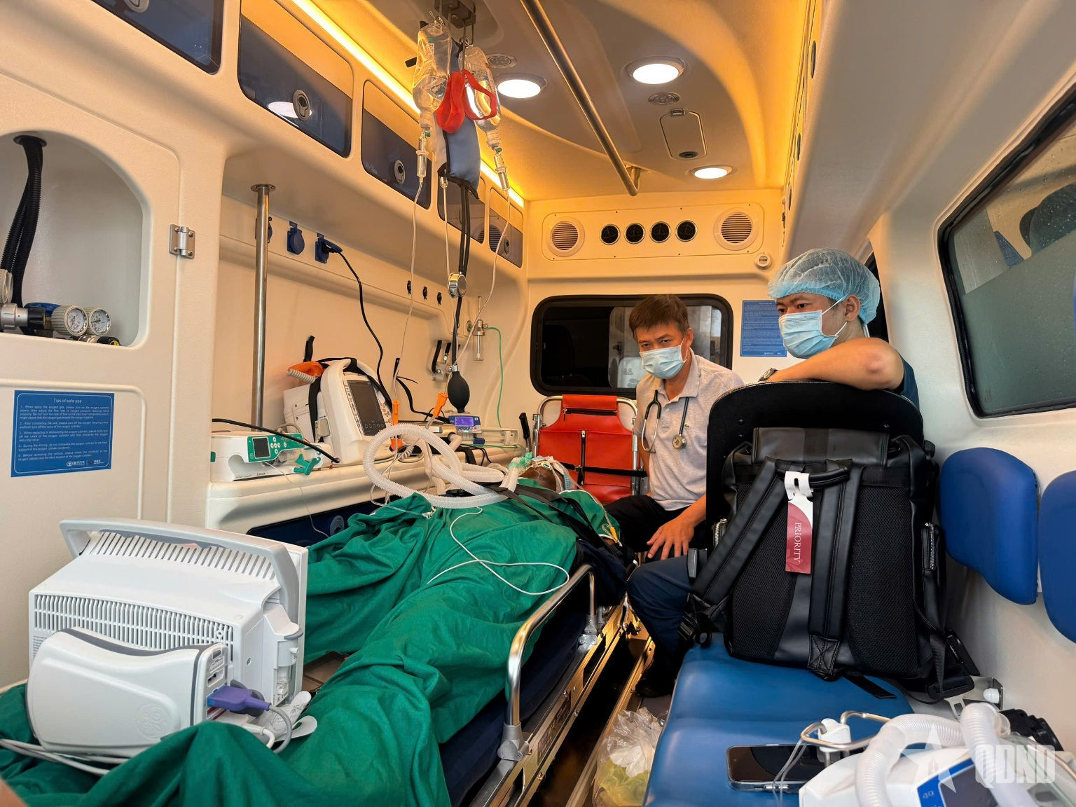Hội chẩn liên viện giành giật sự sống cho nạn nhân người Ấn Độ cuối cùng vụ lật ca nô tại Phú Quốc

