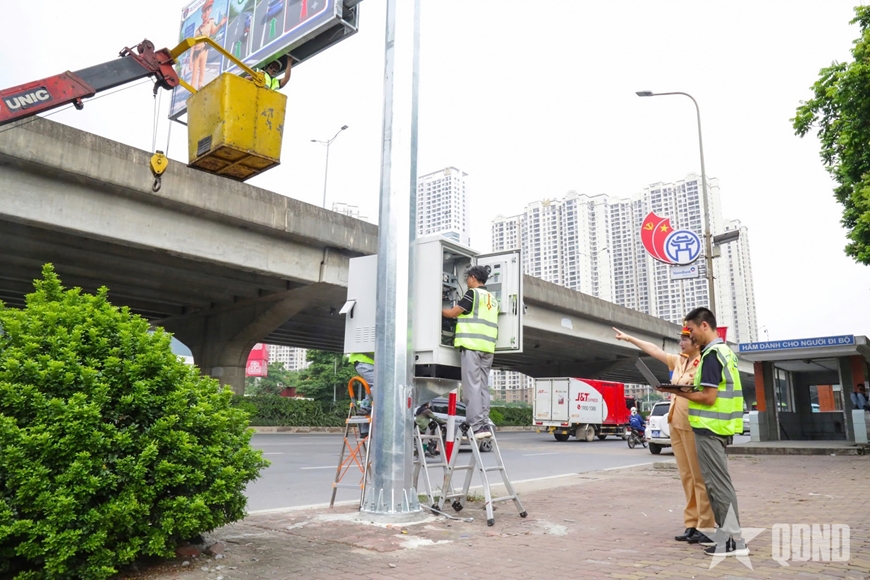Hà Nội: Sắp vận hành 36 màn hình LED thông báo ùn tắc, ngập úng tại các nút giao