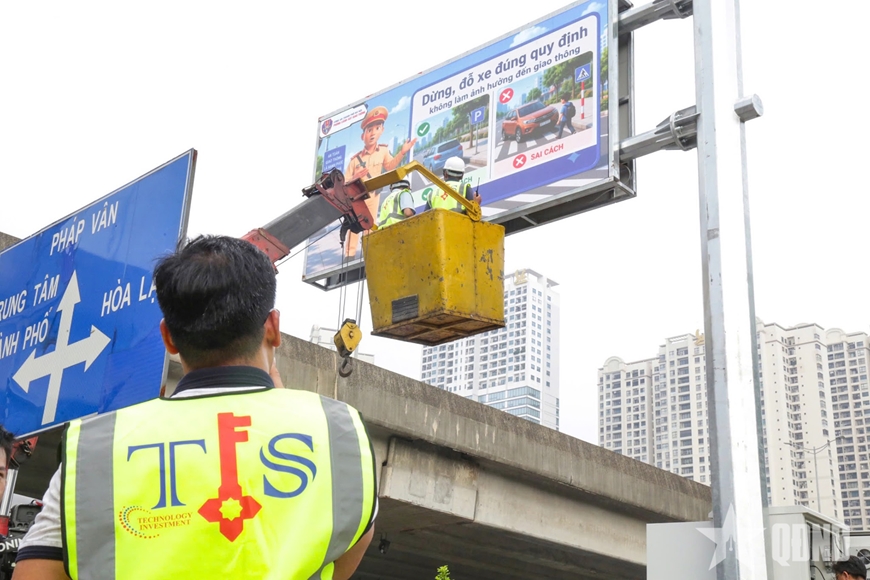 Hà Nội: Sắp vận hành 36 màn hình LED thông báo ùn tắc, ngập úng tại các nút giao