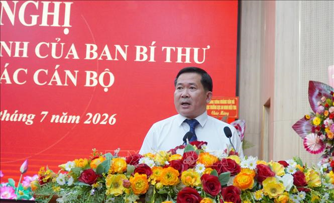 Trung tướng Đinh Văn Nơi giữ chức Phó bí thư Tỉnh ủy An Giang, kiêm Bí thư Đảng ủy đặc khu Phú Quốc