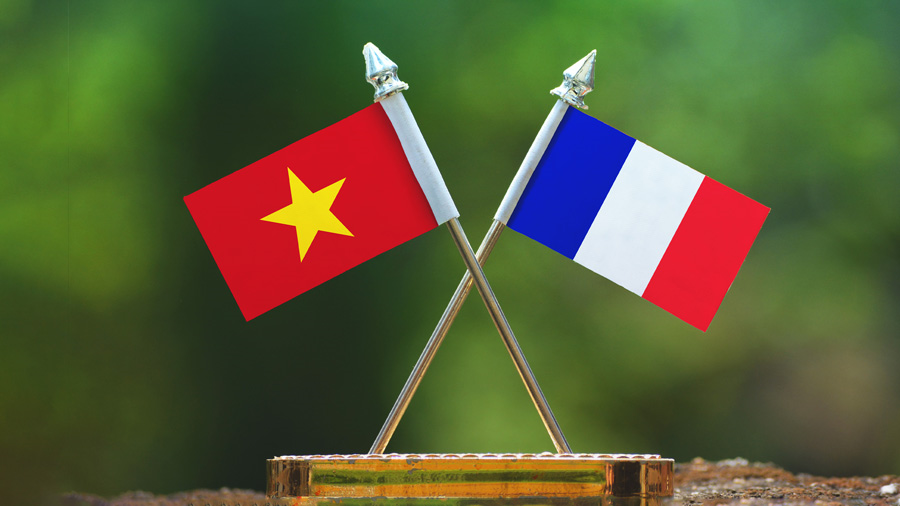 Điện mừng Quốc khánh Cộng hòa Pháp
