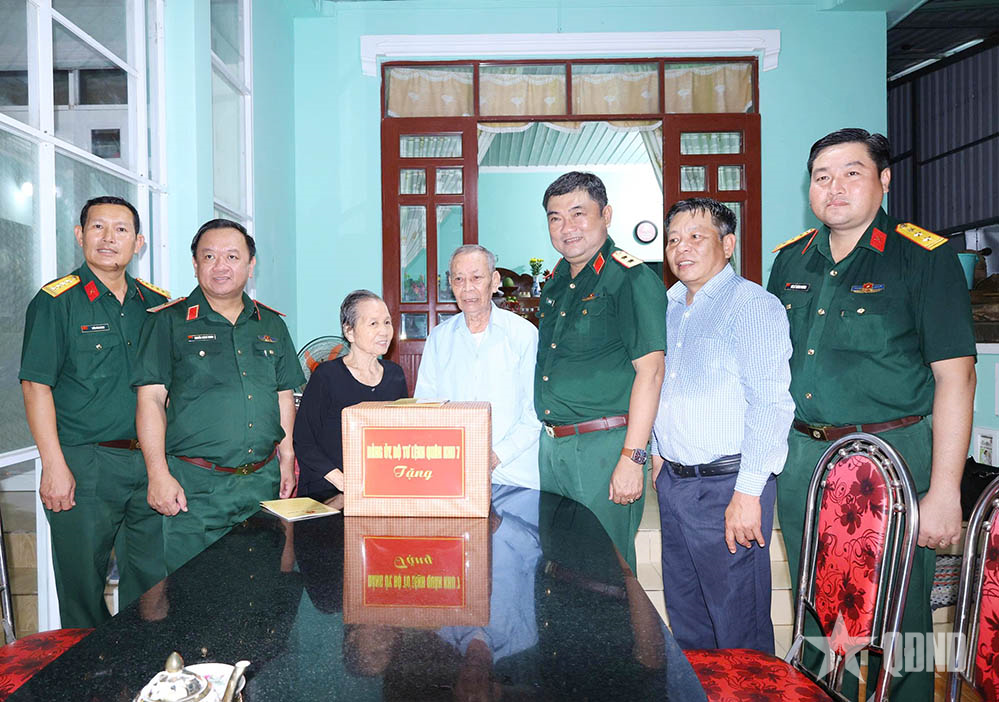 Bộ tư lệnh Quân khu 7 tri ân tại đặc khu Côn Đảo