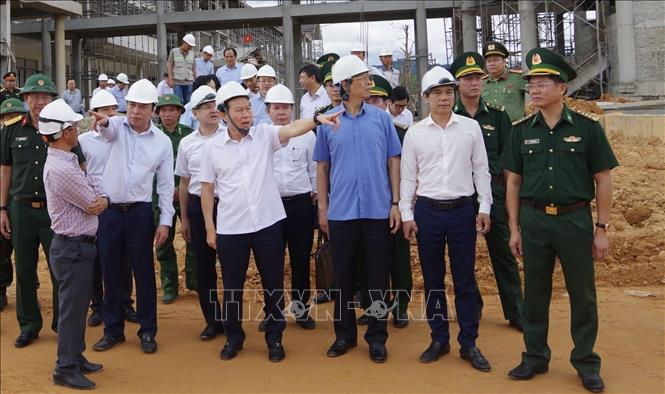 Phó thủ tướng Lê Tiến Châu yêu cầu đẩy nhanh tiến độ xây dựng trường học biên giới