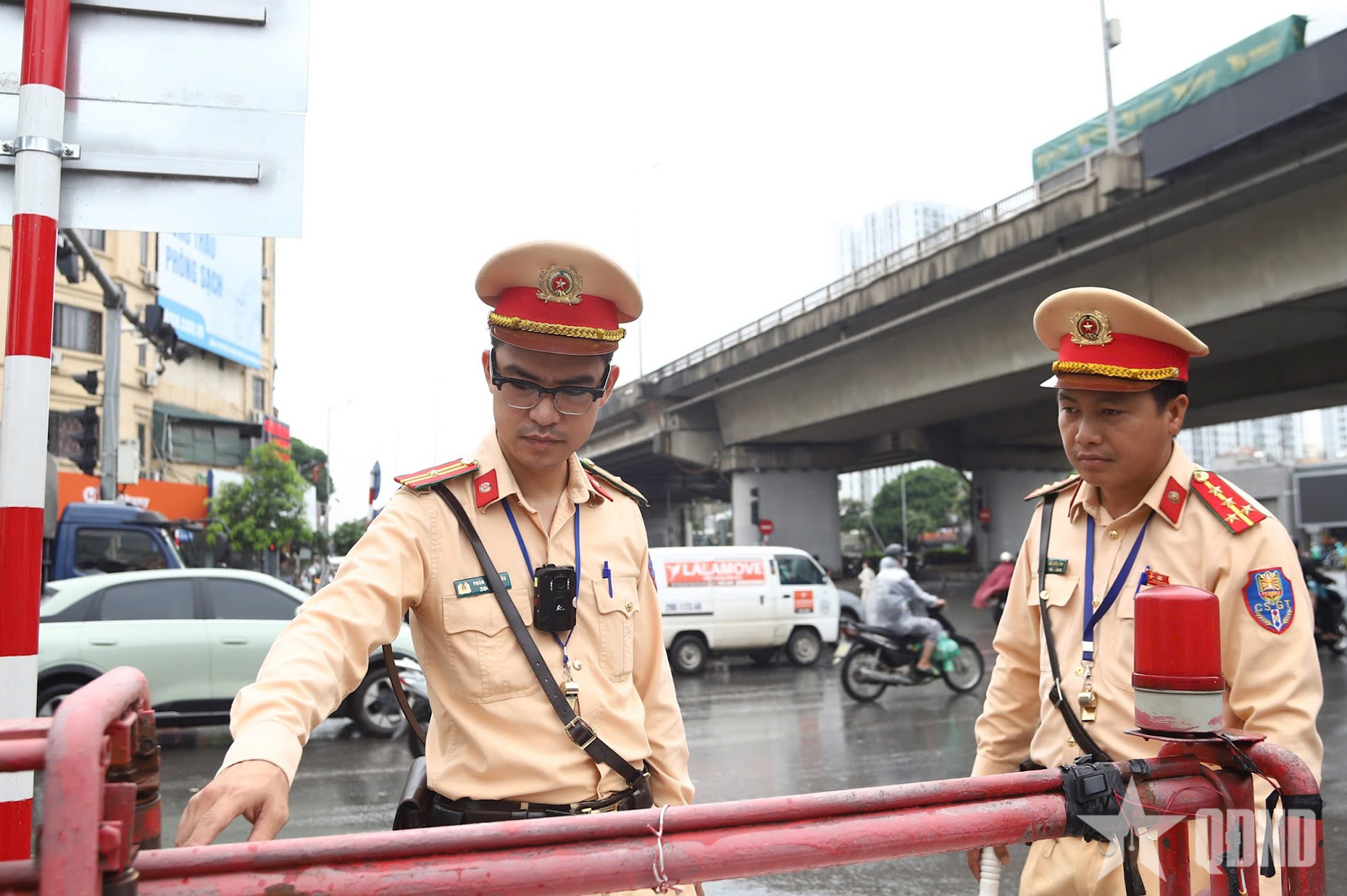 Hà Nội: Hơn 300 trường hợp vi phạm an toàn giao thông đường sắt bị xử lý sau nửa tháng