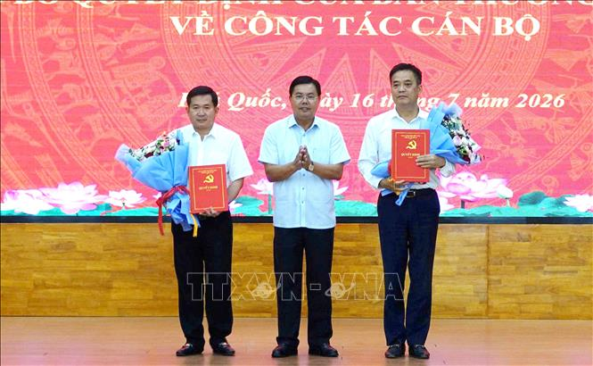 Trung tướng Đinh Văn Nơi giữ chức Bí thư Đảng ủy đặc khu Phú Quốc

