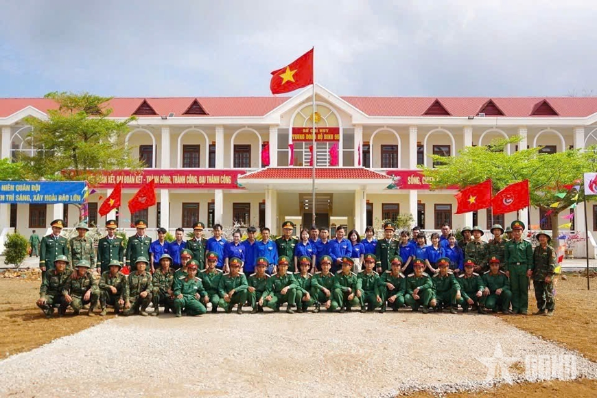 Tuổi trẻ Trung đoàn 95 (Sư đoàn 2, Quân khu 5) chung tay làm đẹp “mái nhà chung”