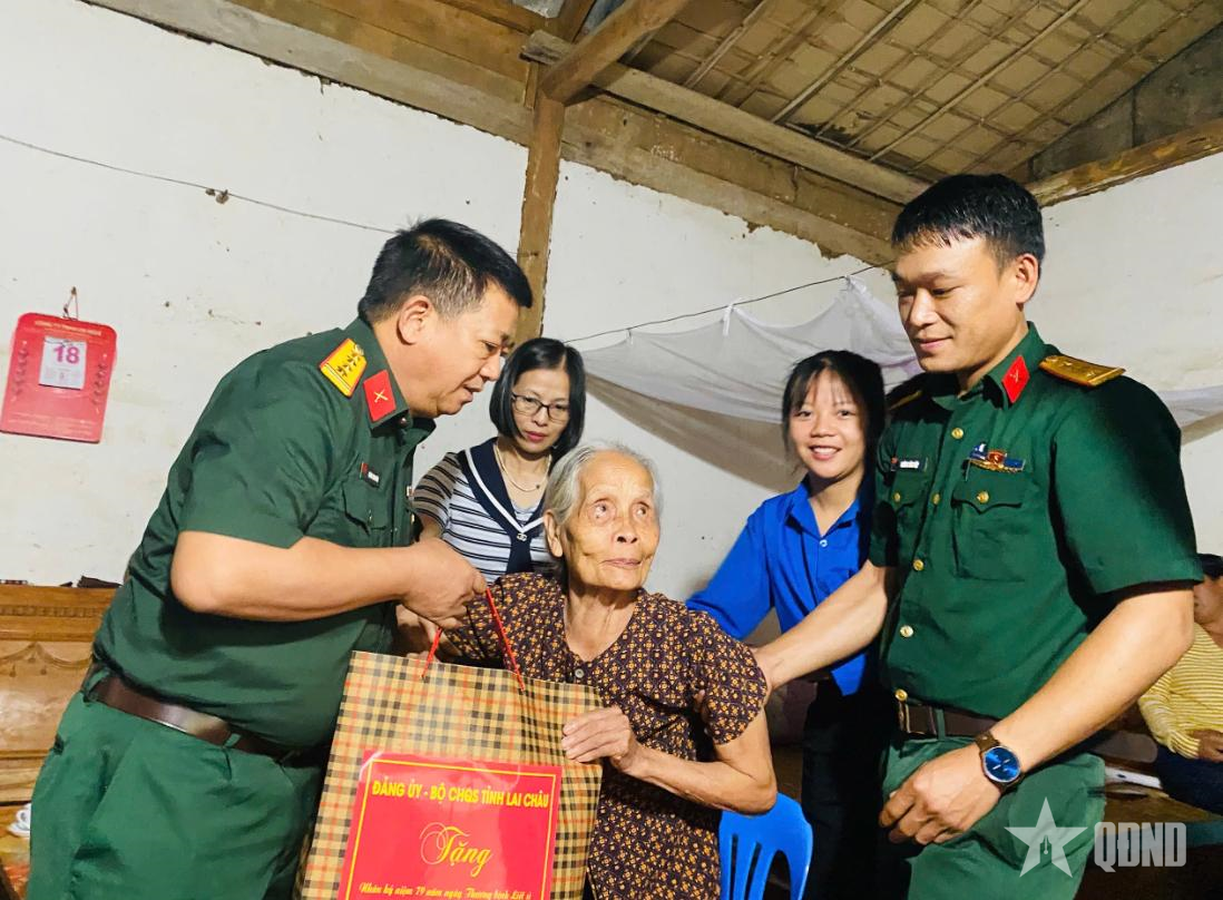 Bộ CHQS tỉnh Lai Châu tri ân gia đình chính sách, người có công