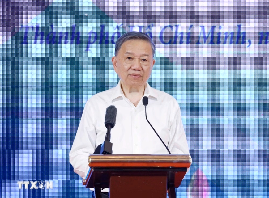 Tổng Bí thư, Chủ tịch nước Tô Lâm gặp mặt cựu cán bộ, công chức Cơ quan Thường trực Ban Chỉ đạo Tây Nguyên