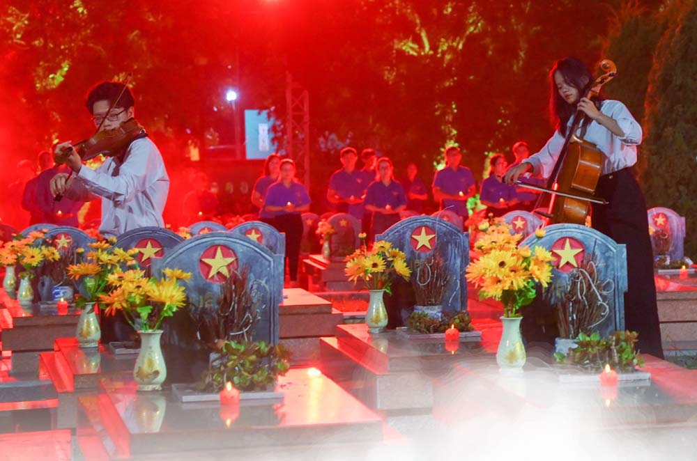 Linh thiêng tháng Bảy tri ân