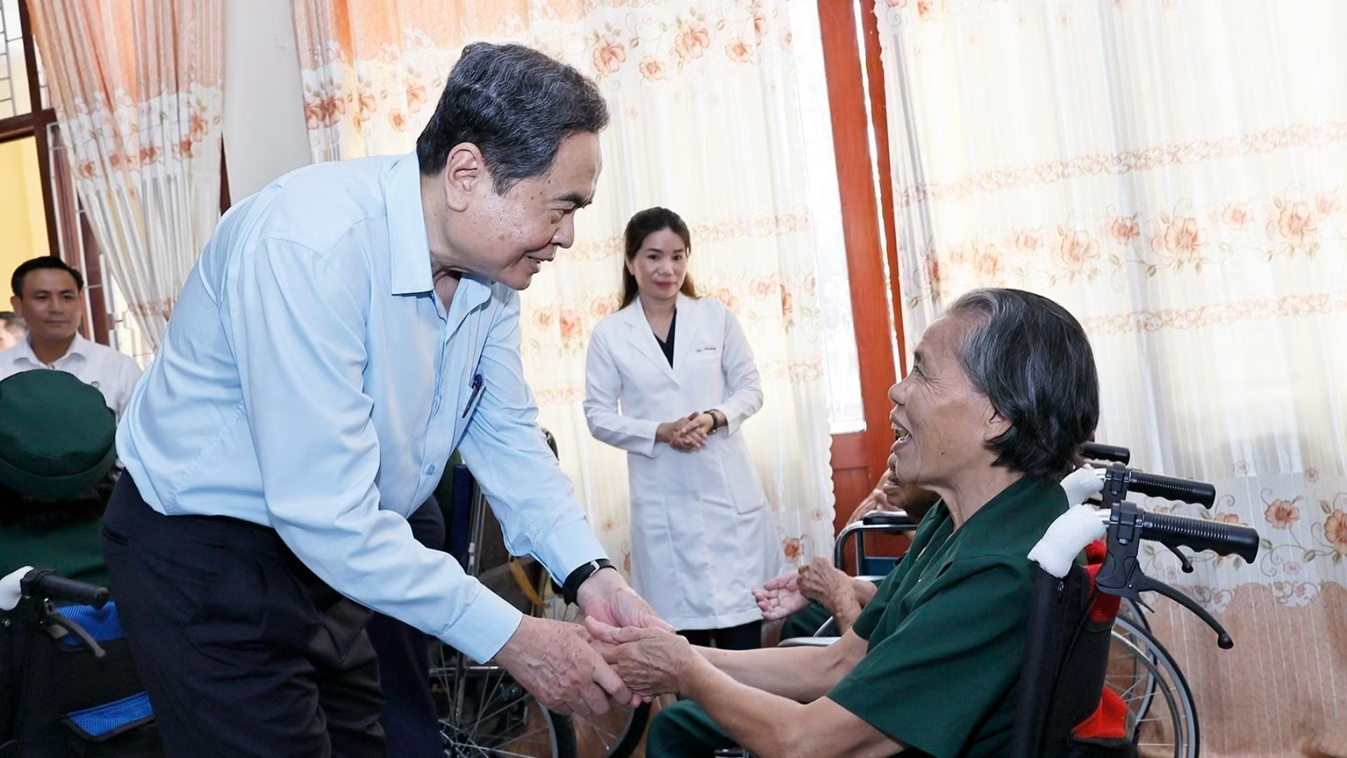 Chủ tịch Quốc hội Trần Thanh Mẫn thăm, tri ân người có công tại Thành phố Hồ Chí Minh