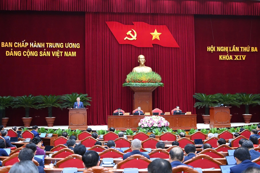 Ngày làm việc thứ nhất Hội nghị Trung ương 3 khóa XIV