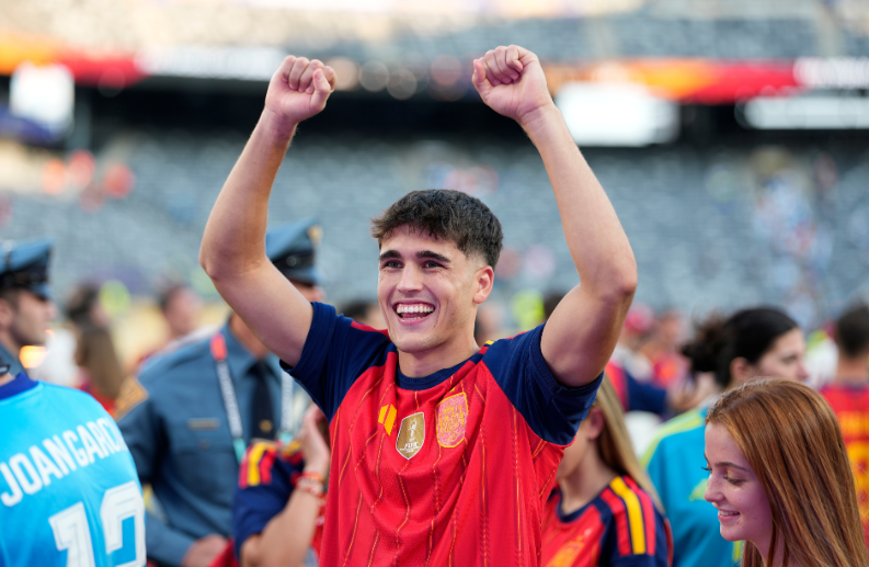Bên lề World Cup 2026: Nhà vô địch áp đảo