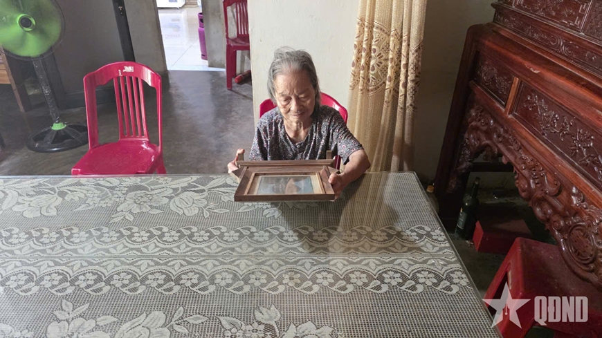 Lời hẹn dựng ngôi nhà và bản hùng ca của mẹ