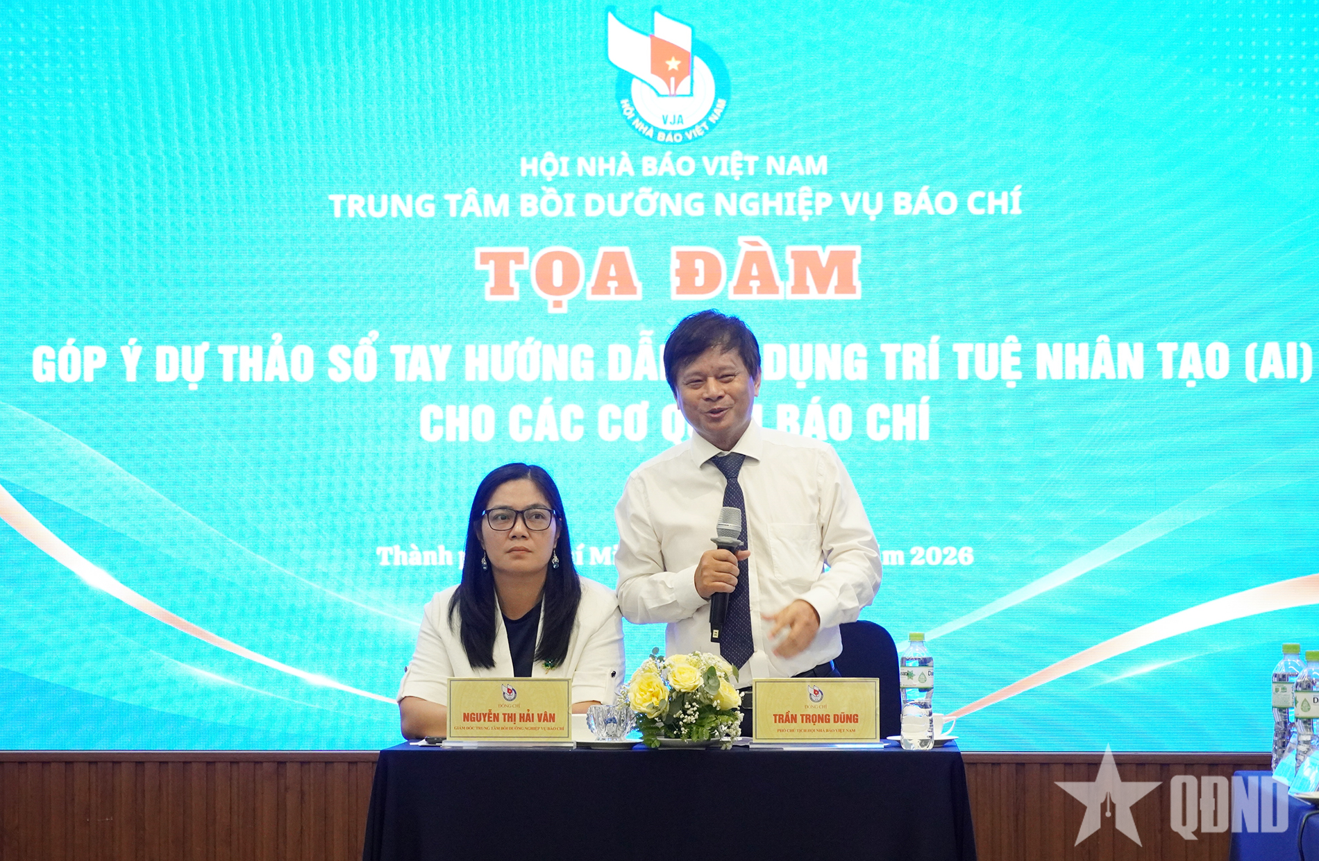 Đề xuất 10 nguyên tắc sử dụng AI trong hoạt động báo chí